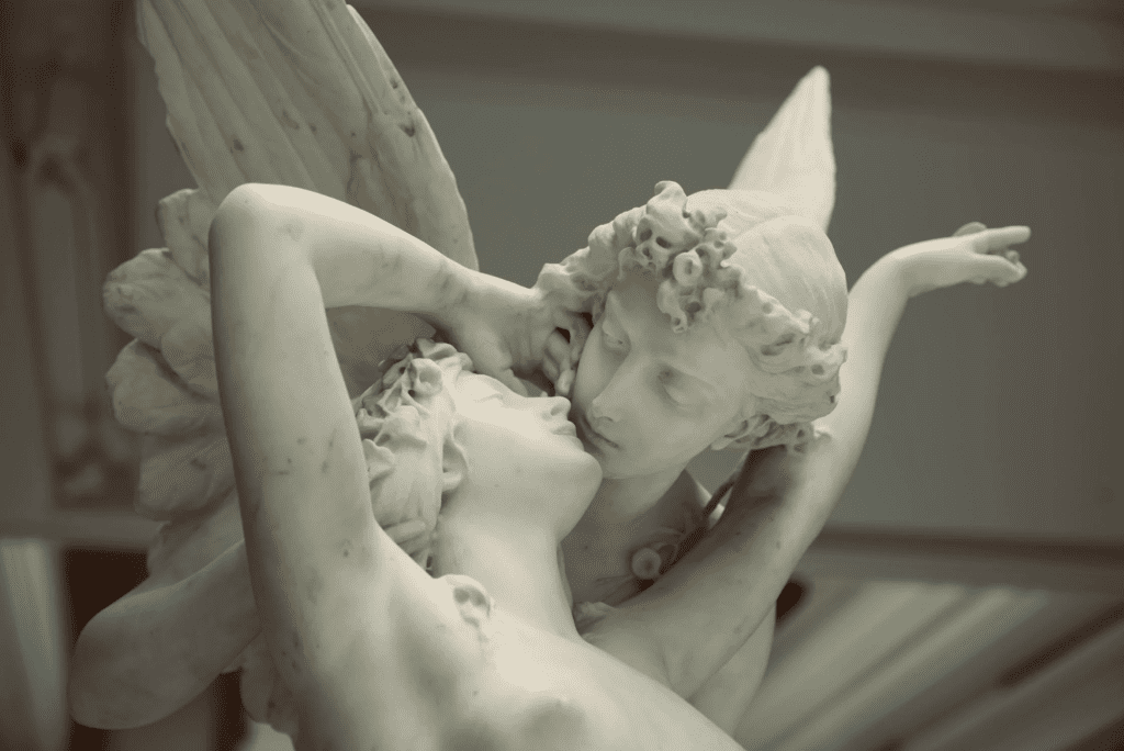 El mito de Eros y Psique es una de las historias de amor más hermosas y complejas de la mitología griega. 